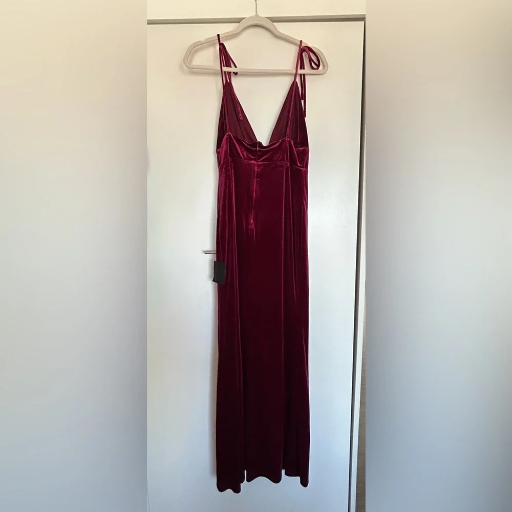 🆕 Lulu's Berry PinkVelvet Dress - Picture 10 of 13